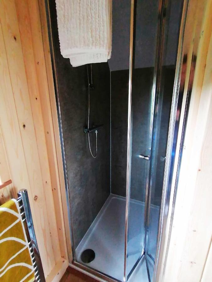 Air A' Chroit Luxury Pods Apartman Paible Kültér fotó