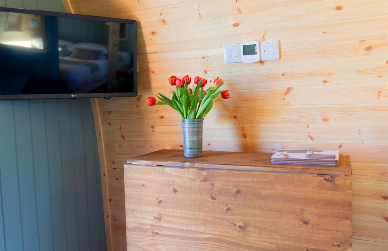 Air A' Chroit Luxury Pods Apartman Paible Kültér fotó